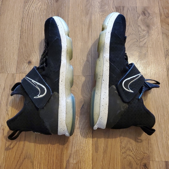 Jordan 5 retro valentines day special 7y 8.5w - Picture 11 of 12